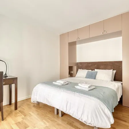 Superb Flat With Balcony - Near Notre-dame - 05 Paris