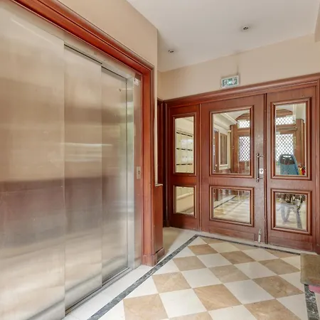 Apartment Superb Flat With Balcony - Near Notre-dame - 05 Paris